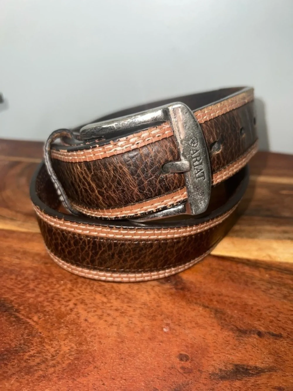 Ariat Distressed Brown Leather Belt Contrast Stitch Western 32